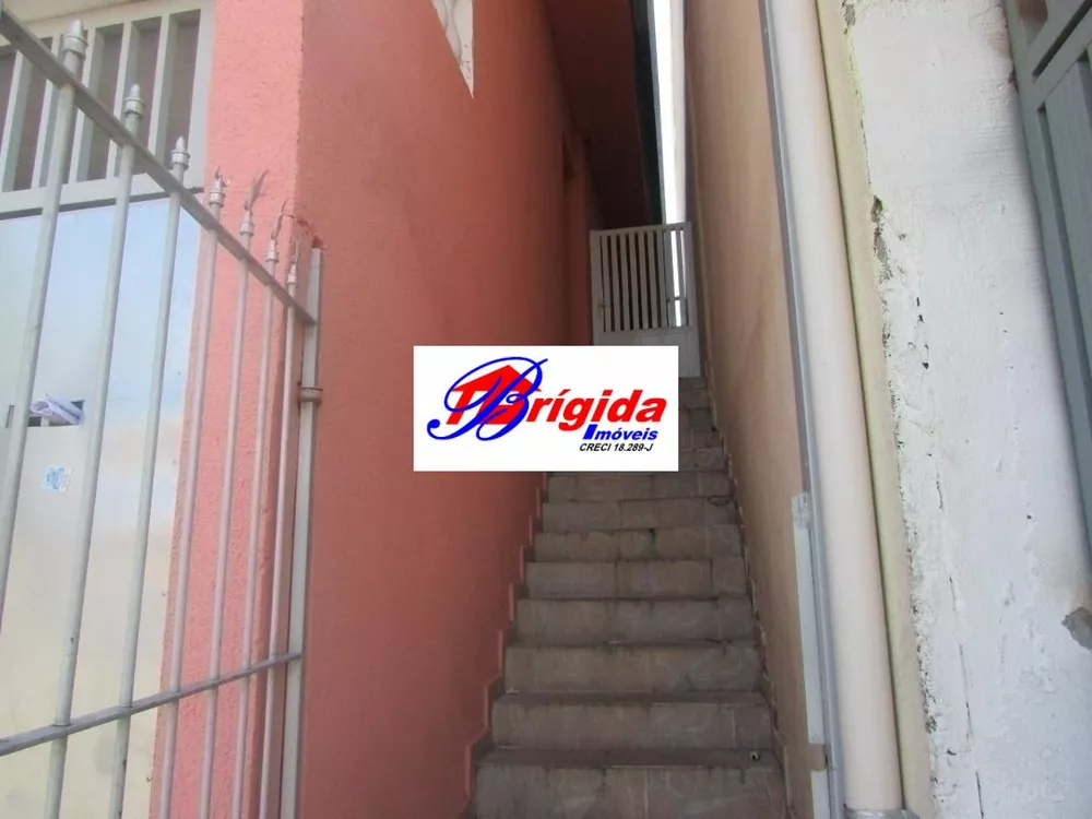 Casa à venda com 3 quartos, 100m² - Foto 4