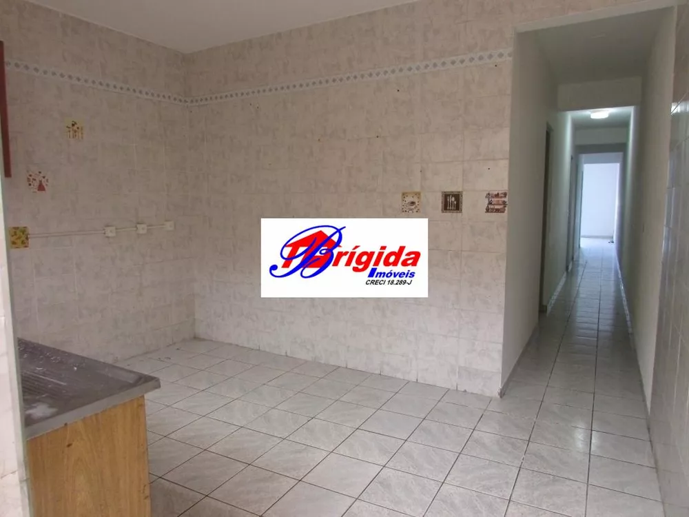 Casa à venda com 3 quartos, 100m² - Foto 18