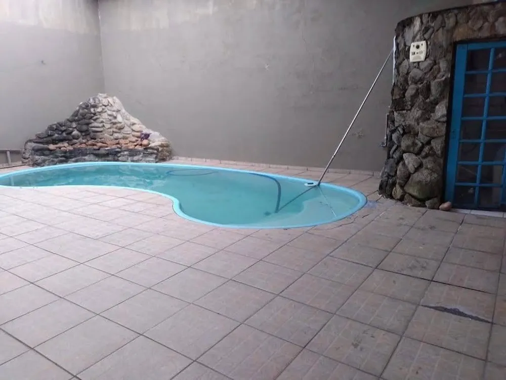 Casa, 4 quartos, 180 m² - Foto 4