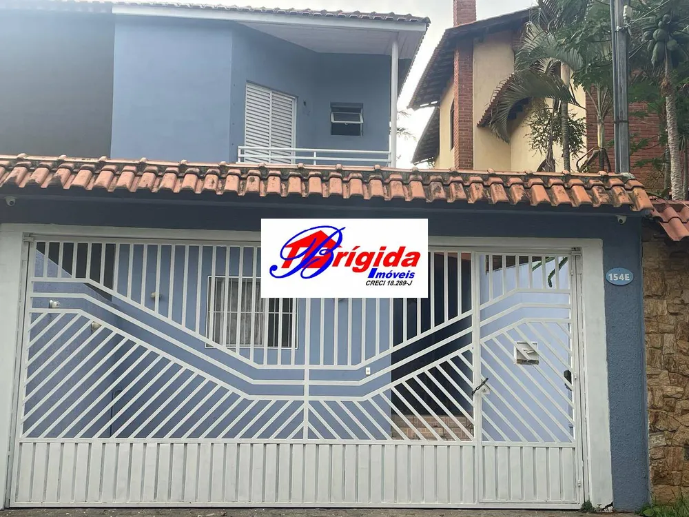 Casa, 3 quartos, 222 m² - Foto 1
