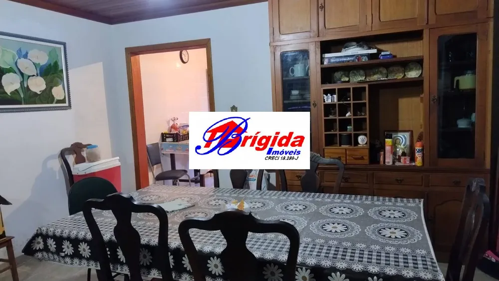 Chácara, 3 quartos, 2220 m² - Foto 4