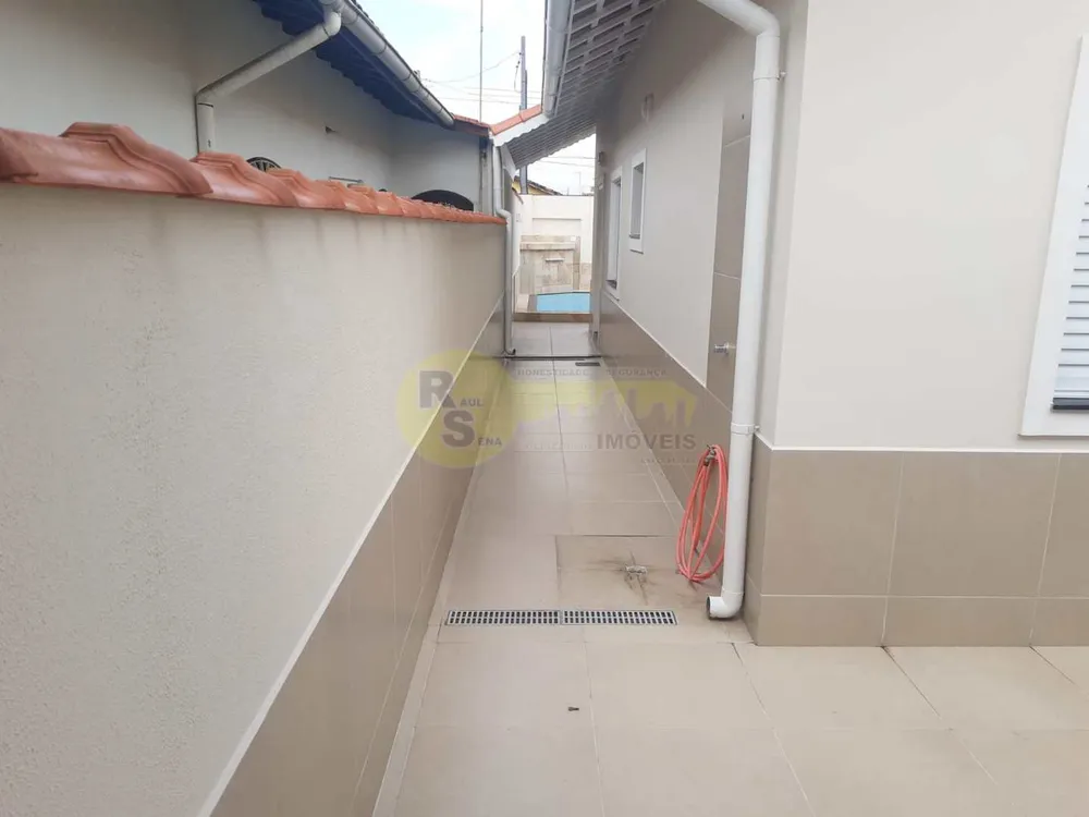 Casa, 3 quartos, 248 m² - Foto 1
