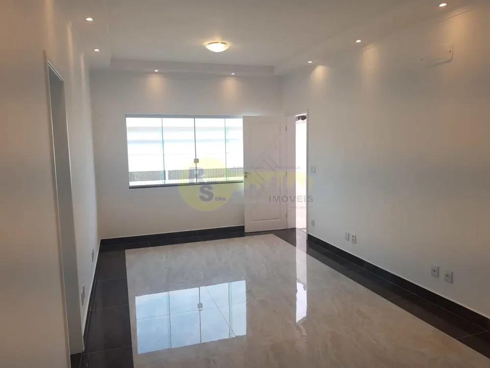 Casa, 3 quartos, 248 m² - Foto 3