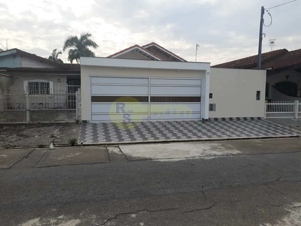 Casa, 3 quartos, 248 m² - Foto 2