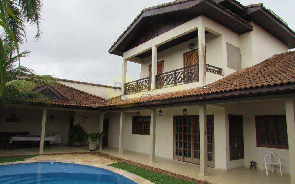 Casa, 3 quartos, 200 m² - Foto 1