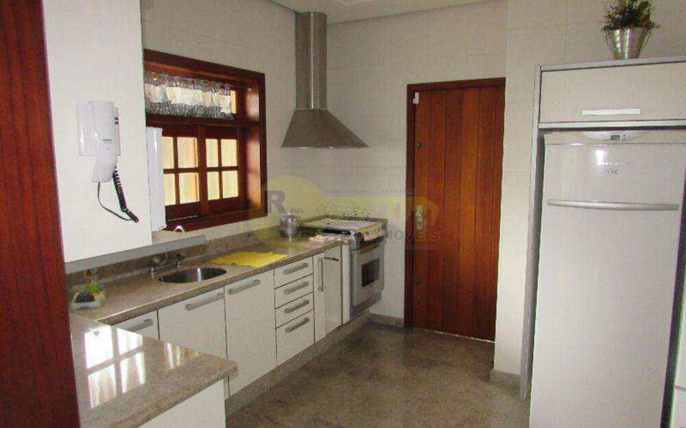 Casa, 3 quartos, 200 m² - Foto 4
