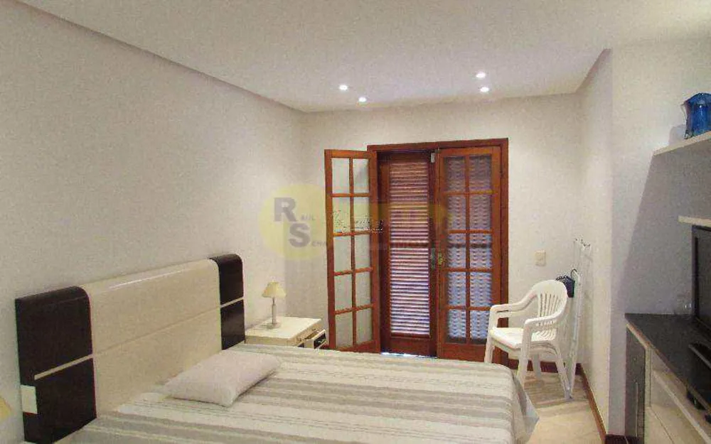 Casa, 3 quartos, 200 m² - Foto 9