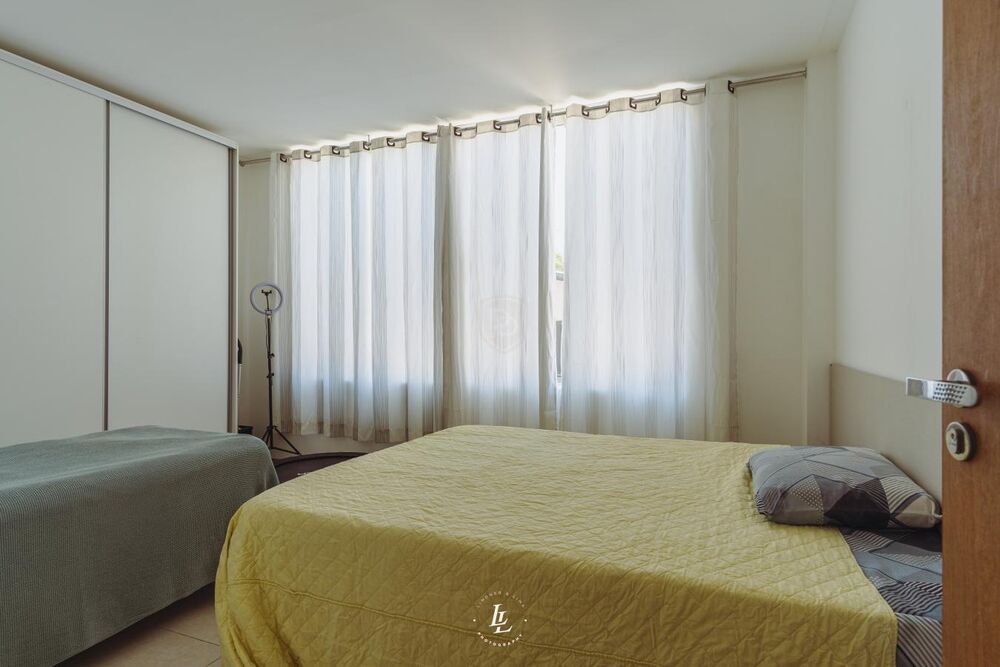 Casa à venda com 4 quartos, 900m² - Foto 8