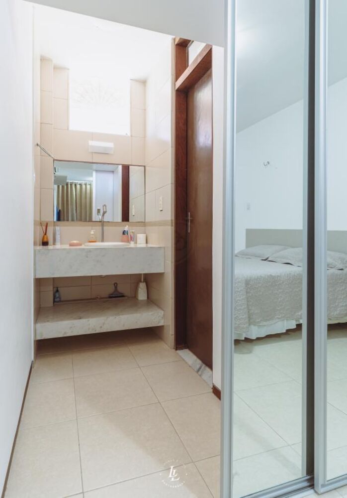 Casa à venda com 4 quartos, 900m² - Foto 5
