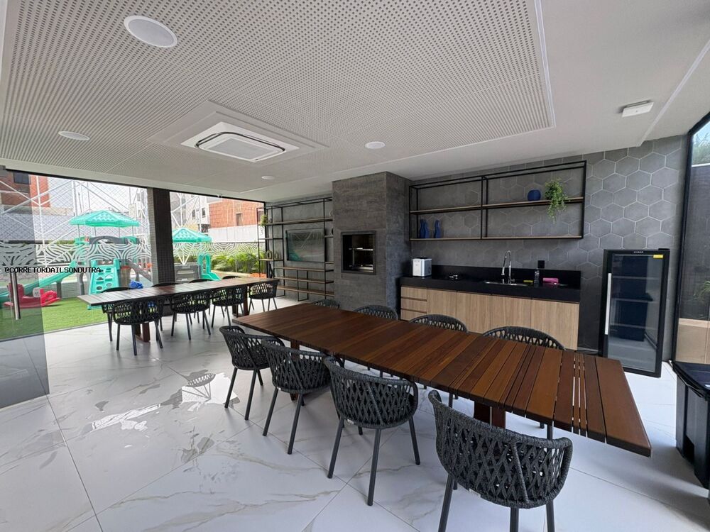 Apartamento à venda com 3 quartos, 146m² - Foto 3