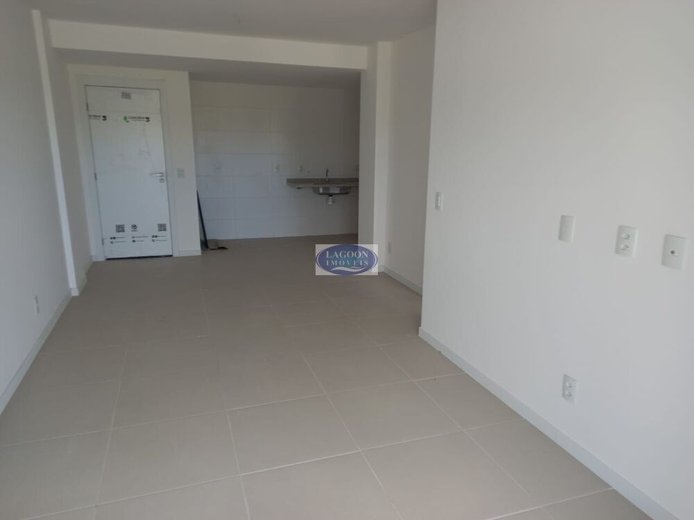 Apartamento à venda com 2 quartos, 92m² - Foto 1