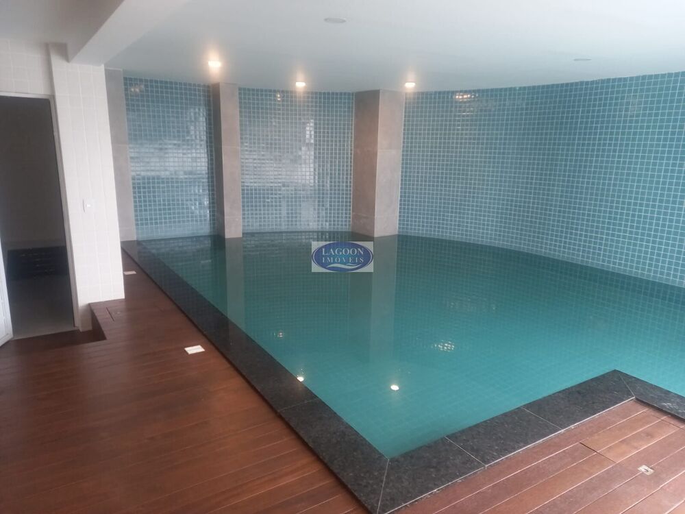 Apartamento à venda com 1 quarto, 56m² - Foto 2