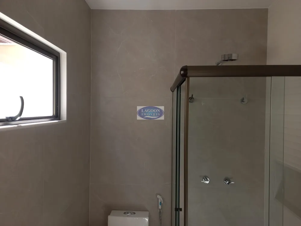 Casa, 3 quartos, 198 m² - Foto 35