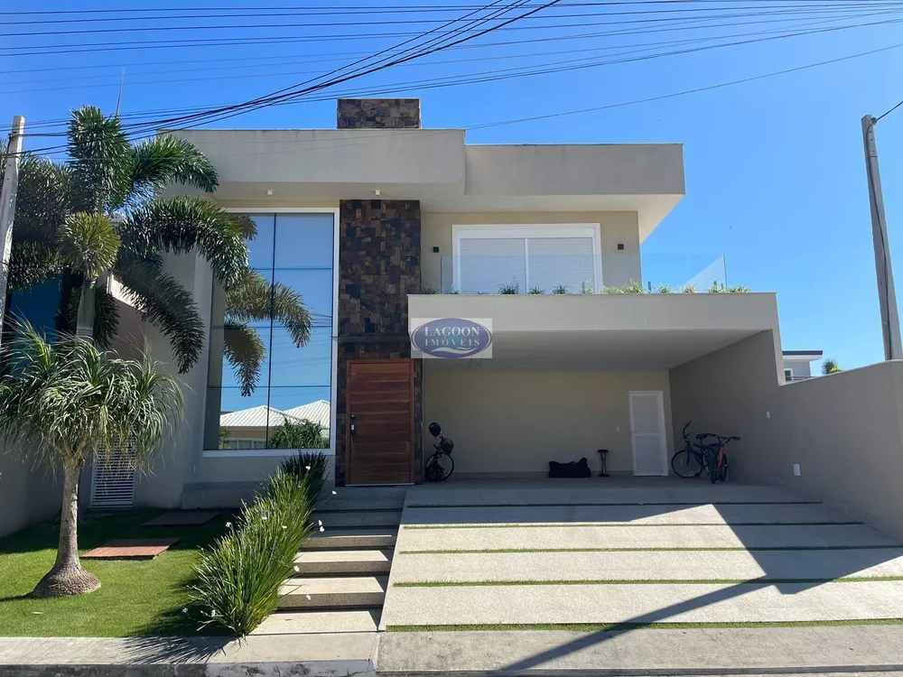 Casa, 4 quartos, 330 m² - Foto 1