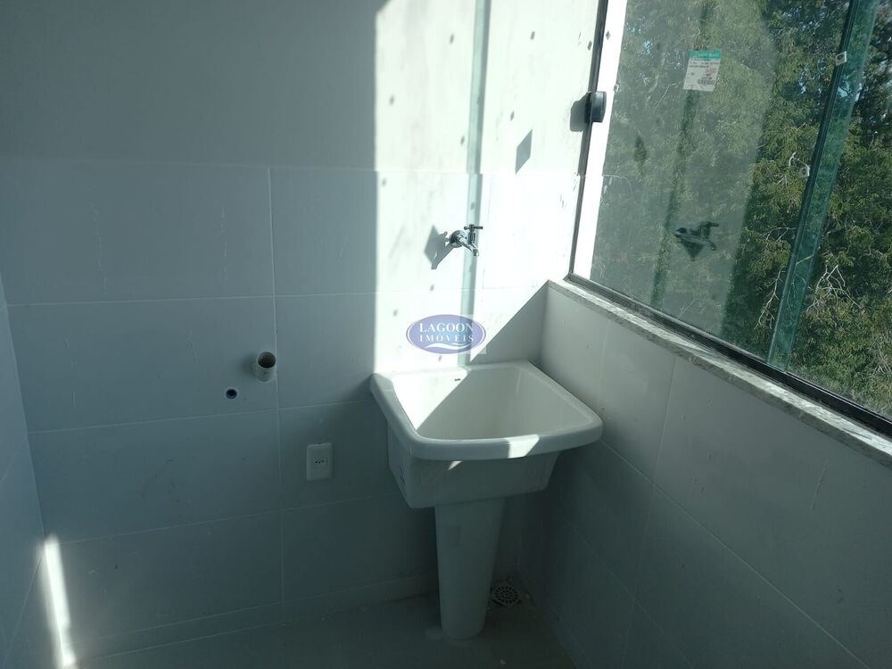 Apartamento à venda com 2 quartos, 68m² - Foto 2