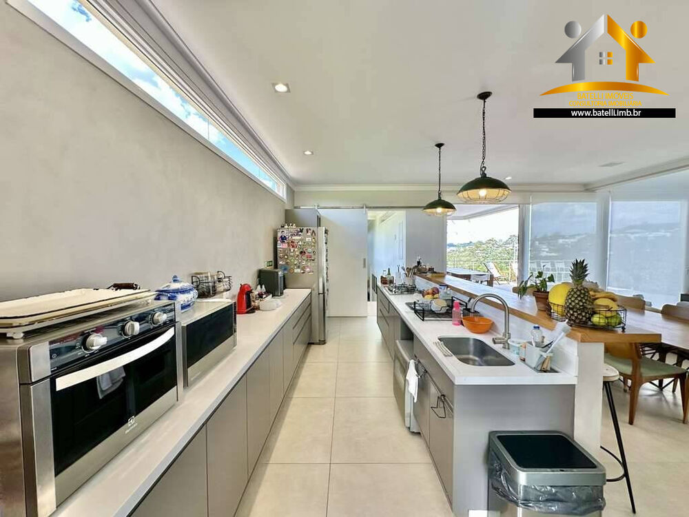 Casa de Condomínio à venda com 4 quartos, 409m² - Foto 2