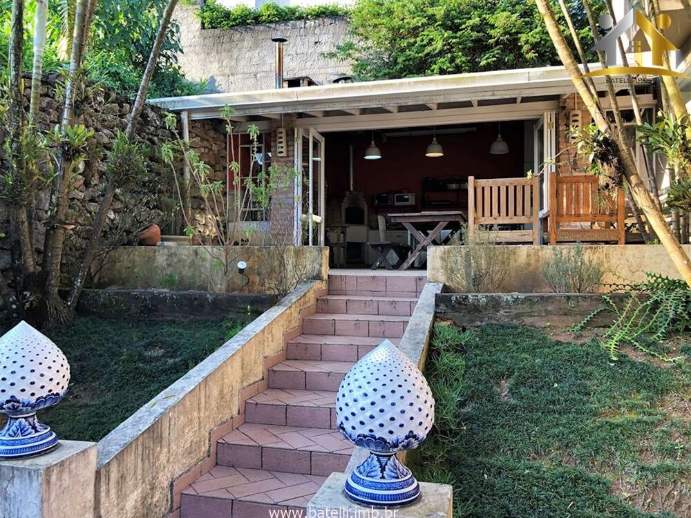 Casa de Condomínio à venda com 4 quartos, 450m² - Foto 4