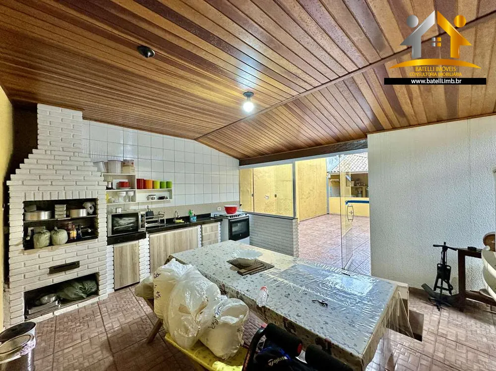 Casa, 3 quartos, 280 m² - Foto 1