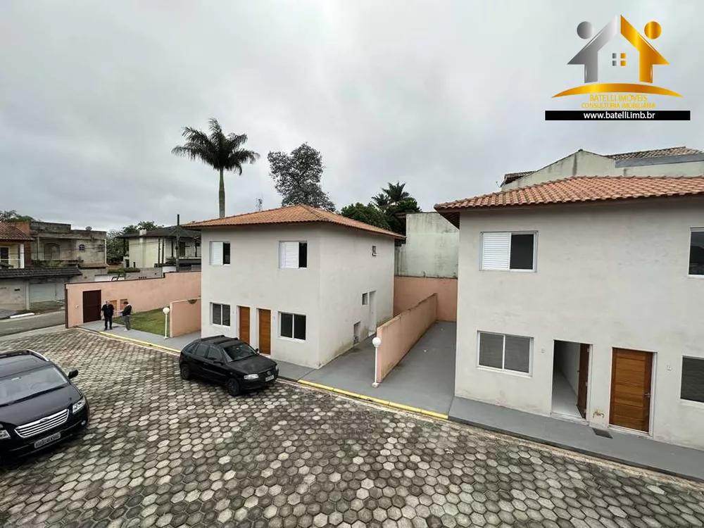 Casa de Condomínio à venda com 2 quartos, 65m² - Foto 1