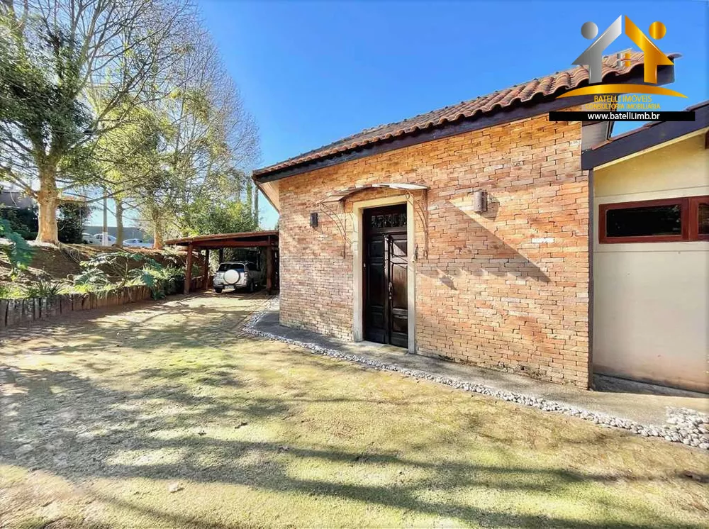 Casa de Condomínio à venda com 3 quartos, 330m² - Foto 3