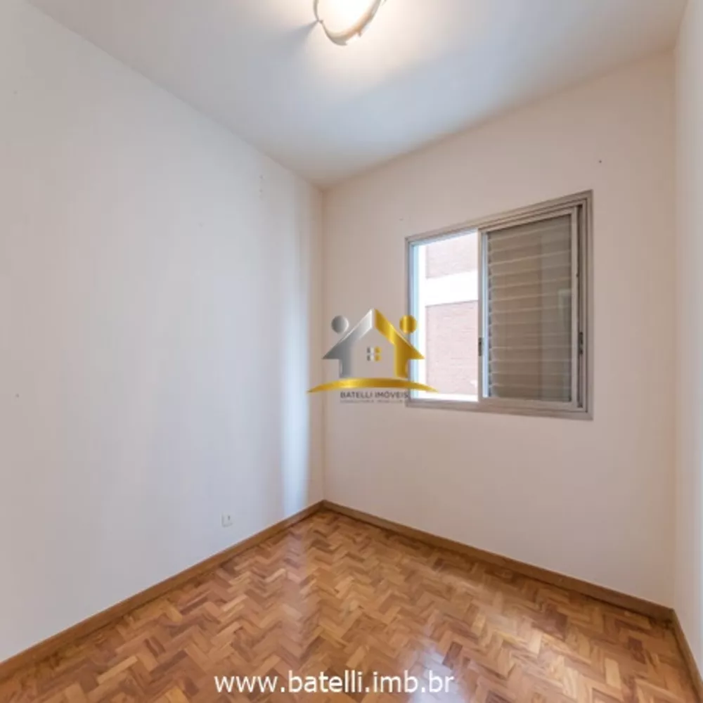 Apartamento à venda com 3 quartos, 108m² - Foto 2