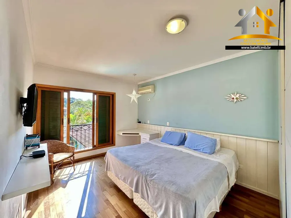 Casa, 4 quartos, 359 m² - Foto 1