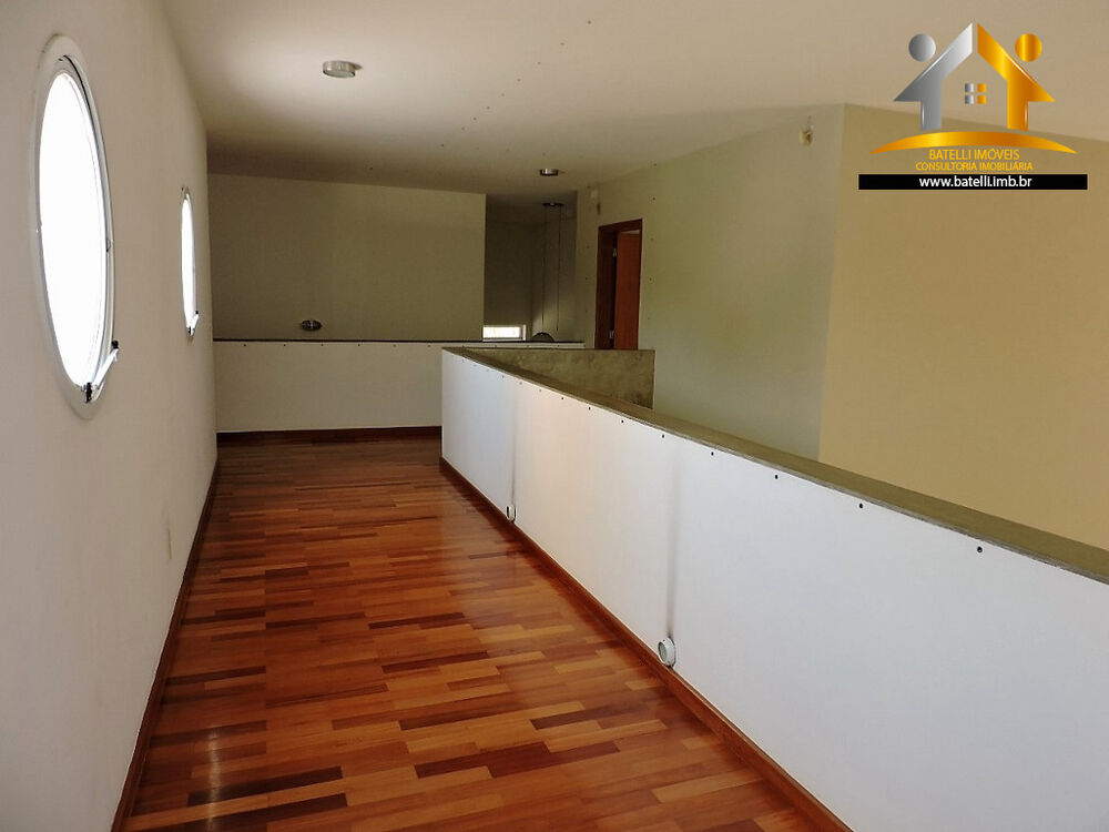 Casa de Condomínio à venda com 4 quartos, 400m² - Foto 1