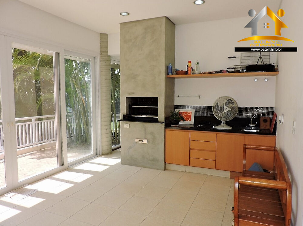 Casa de Condomínio à venda com 4 quartos, 400m² - Foto 4