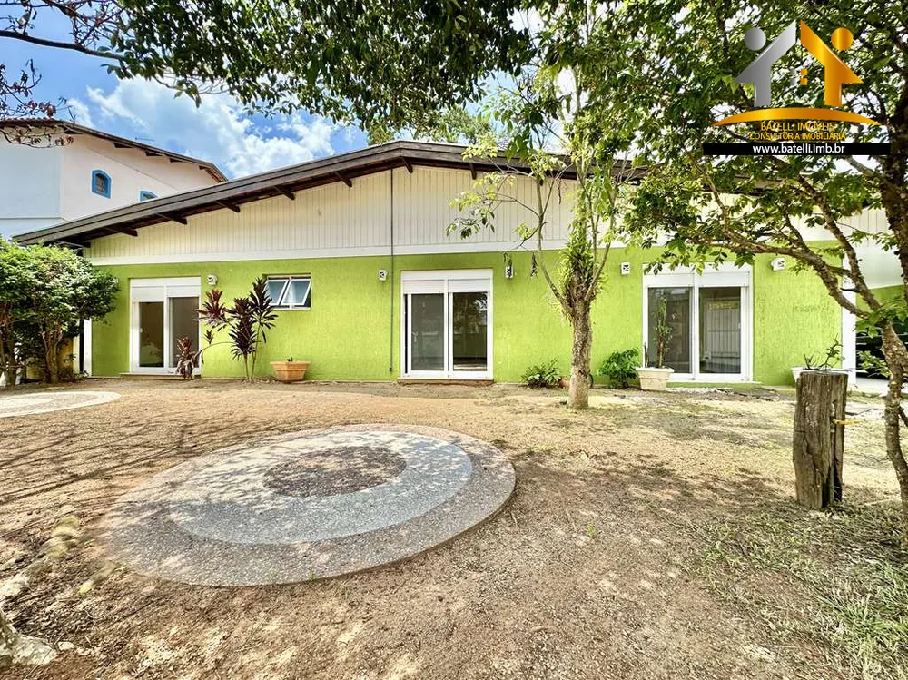 Casa, 8 quartos, 445 m² - Foto 1
