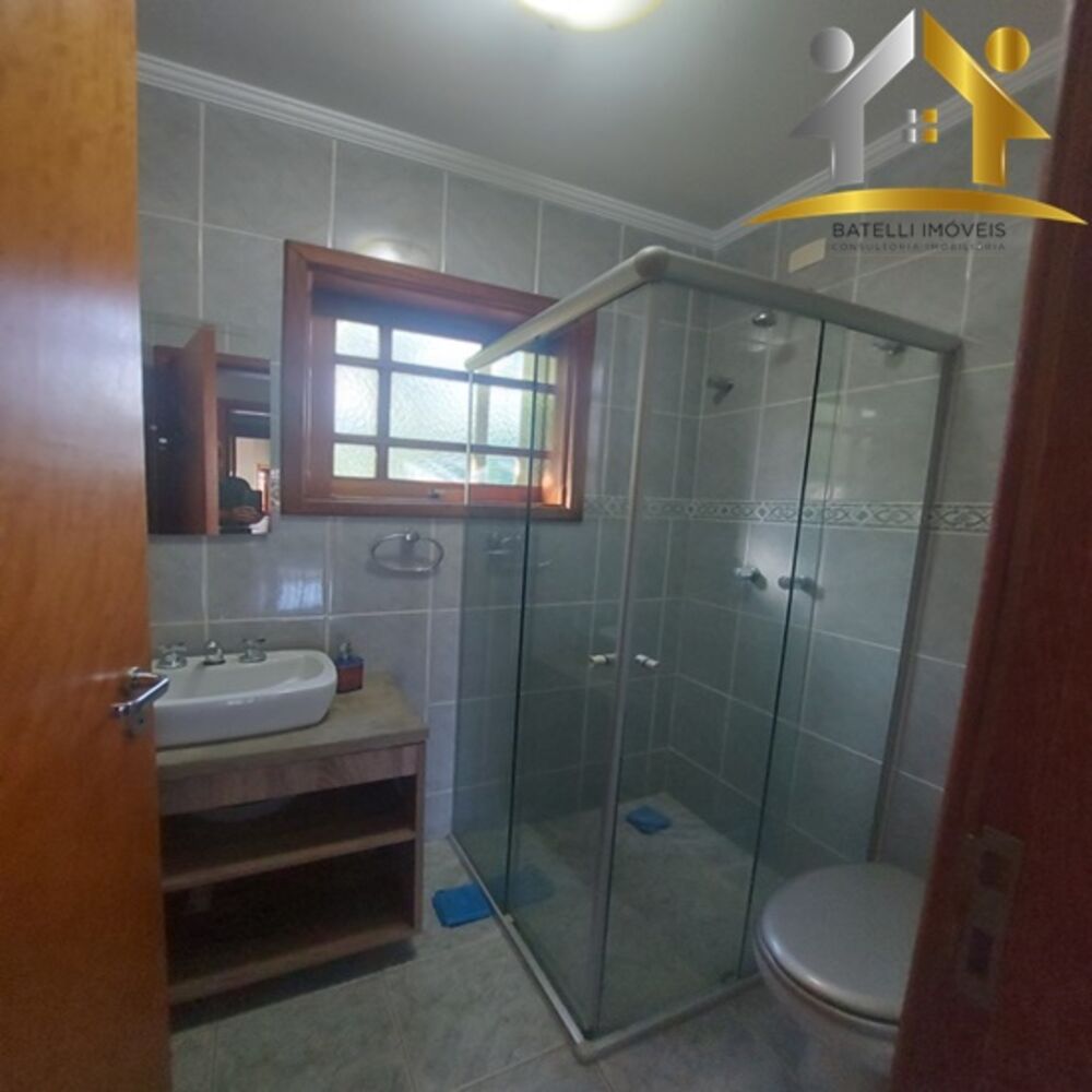 Casa, 5 quartos, 325 m² - Foto 4