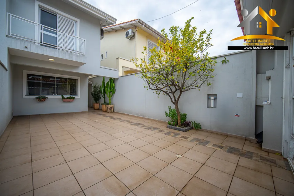 Casa, 3 quartos, 131 m² - Foto 1