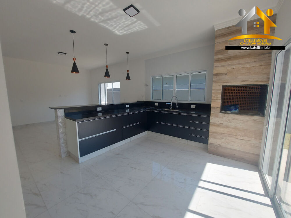Casa de Condomínio à venda com 3 quartos, 188m² - Foto 3