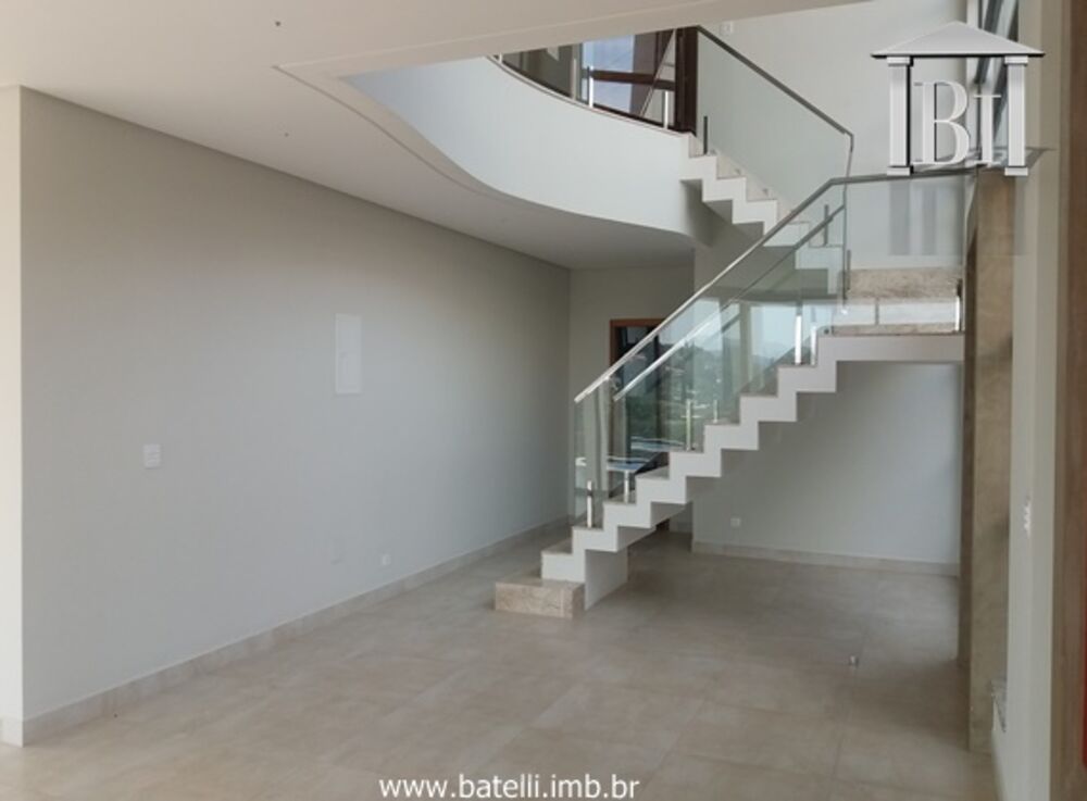 Casa de Condomínio à venda com 4 quartos, 385m² - Foto 2