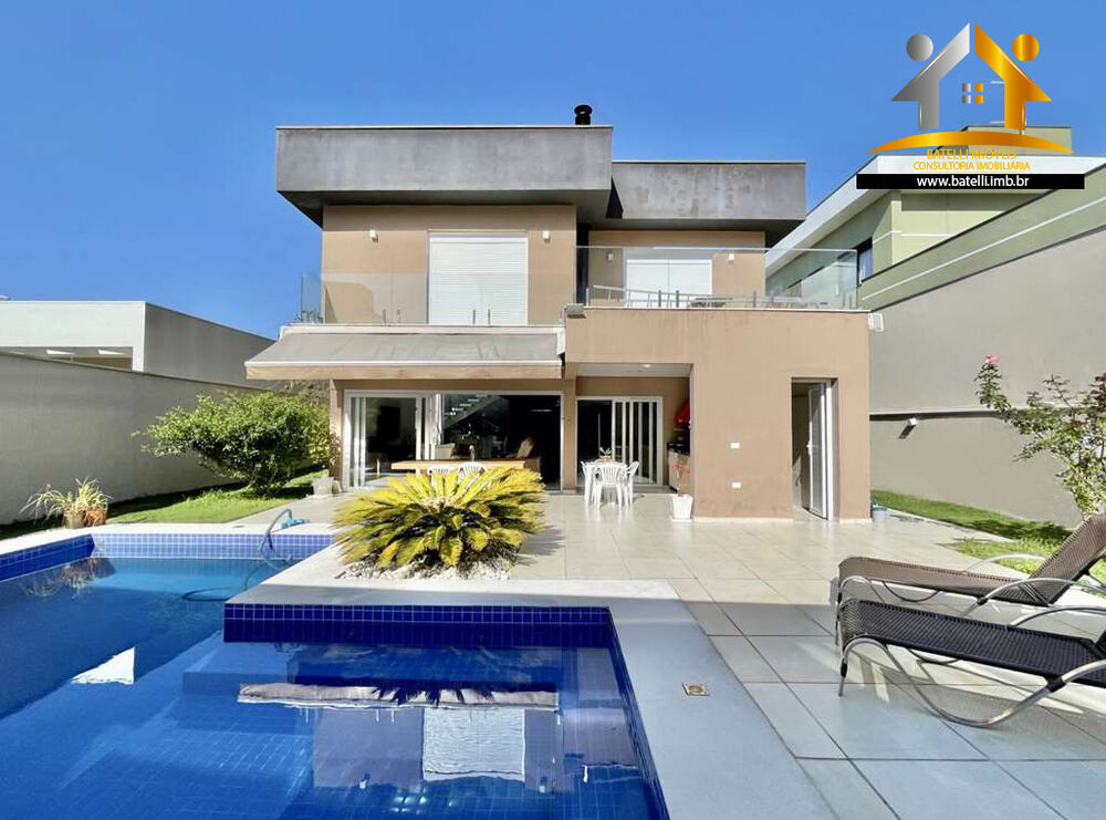 Casa de Condomínio à venda com 4 quartos, 315m² - Foto 1