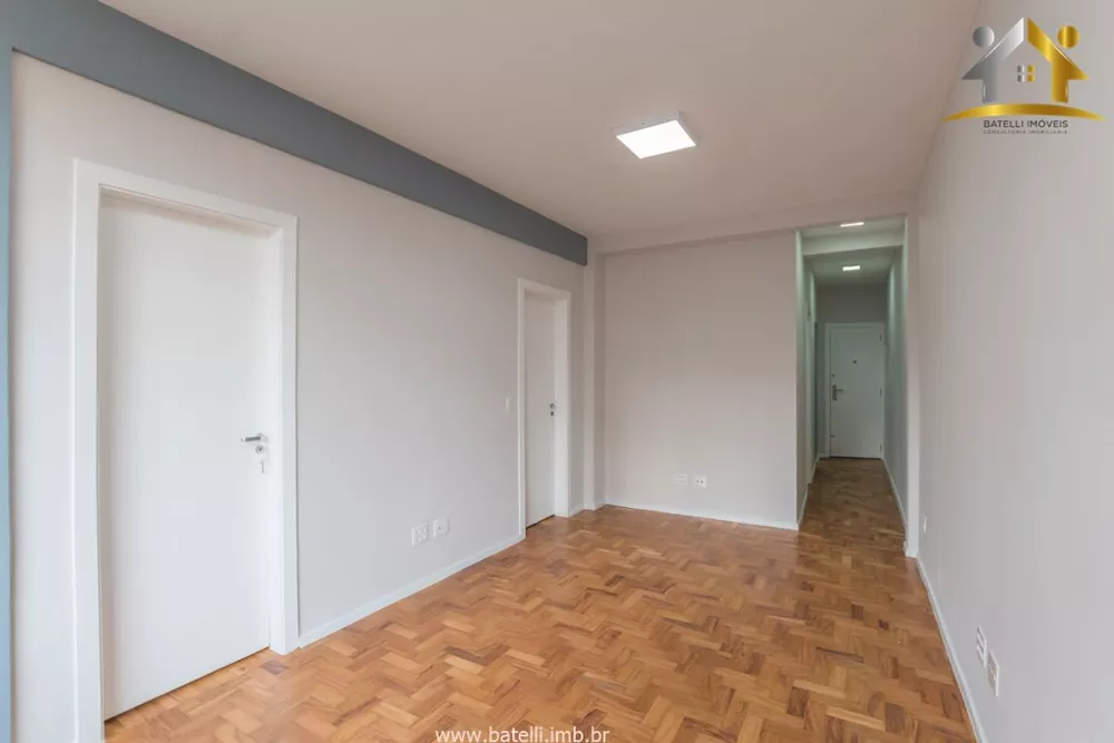 Apartamento à venda com 2 quartos, 67m² - Foto 17