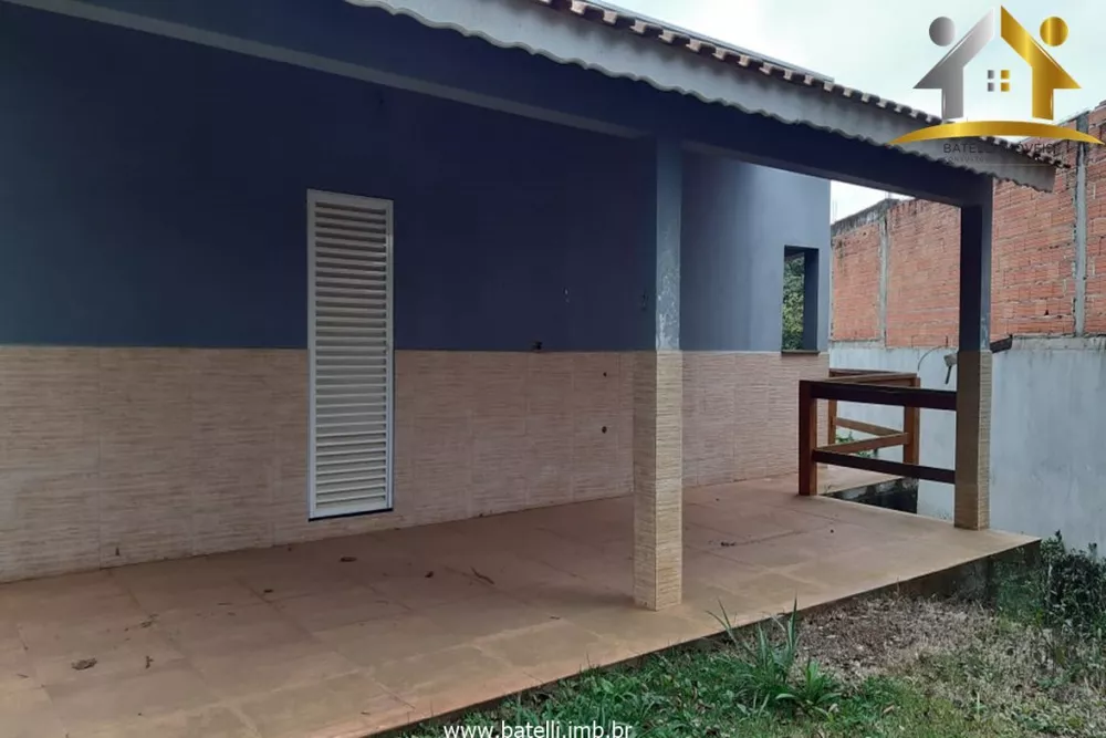 Casa à venda com 3 quartos, 150m² - Foto 2