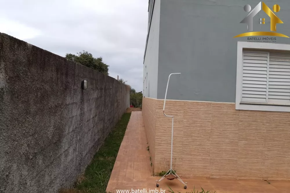 Casa à venda com 3 quartos, 150m² - Foto 3