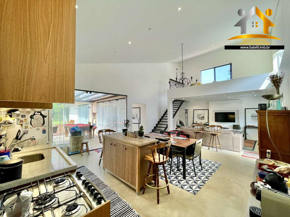Casa, 3 quartos, 277 m² - Foto 3