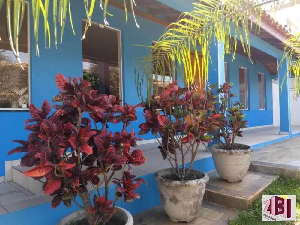 Casa de Condomínio à venda com 4 quartos, 478m² - Foto 1