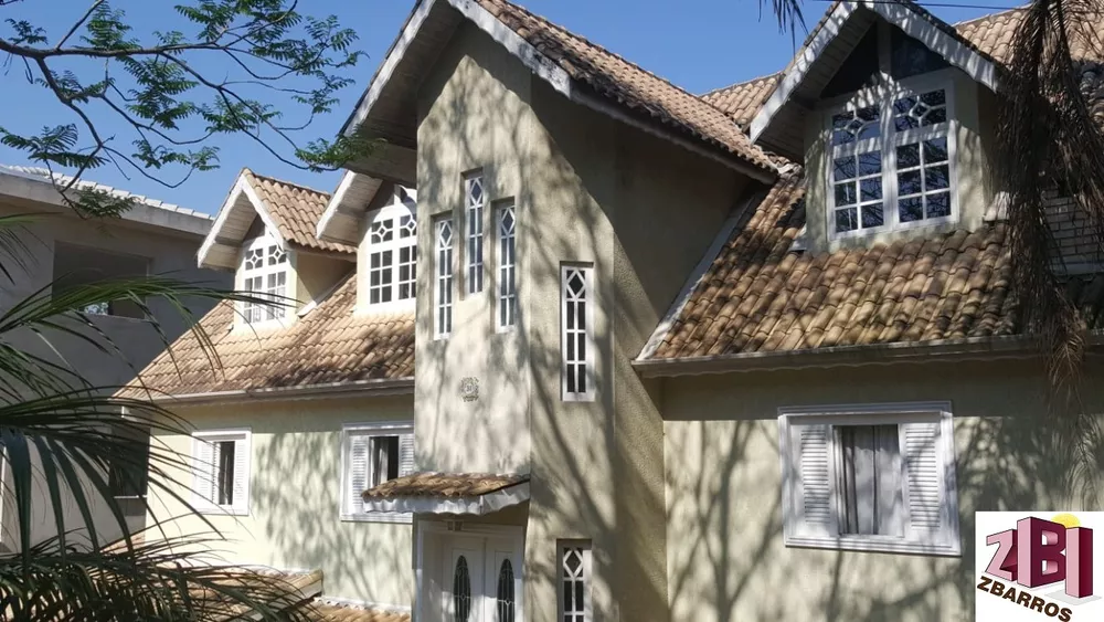 Casa de Condomínio à venda com 5 quartos, 440m² - Foto 2