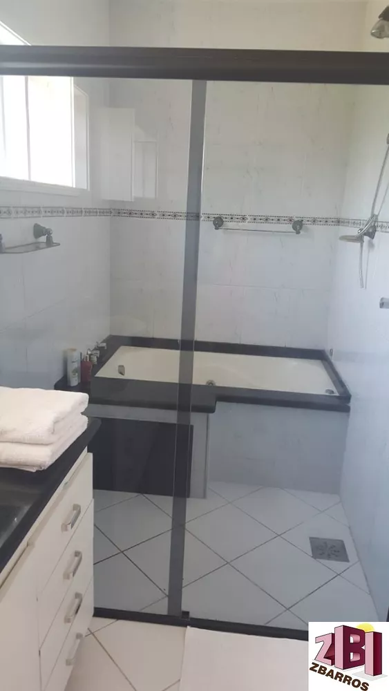 Casa de Condomínio à venda com 5 quartos, 440m² - Foto 18