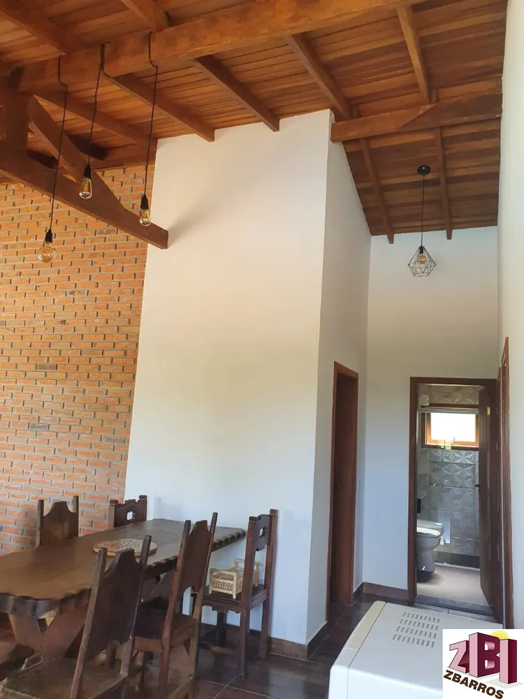 Chácara, 3 quartos, 2228 m² - Foto 6