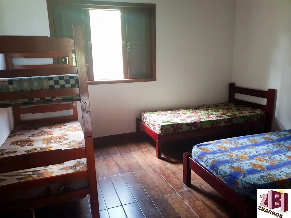 Chácara, 3 quartos, 2228 m² - Foto 11