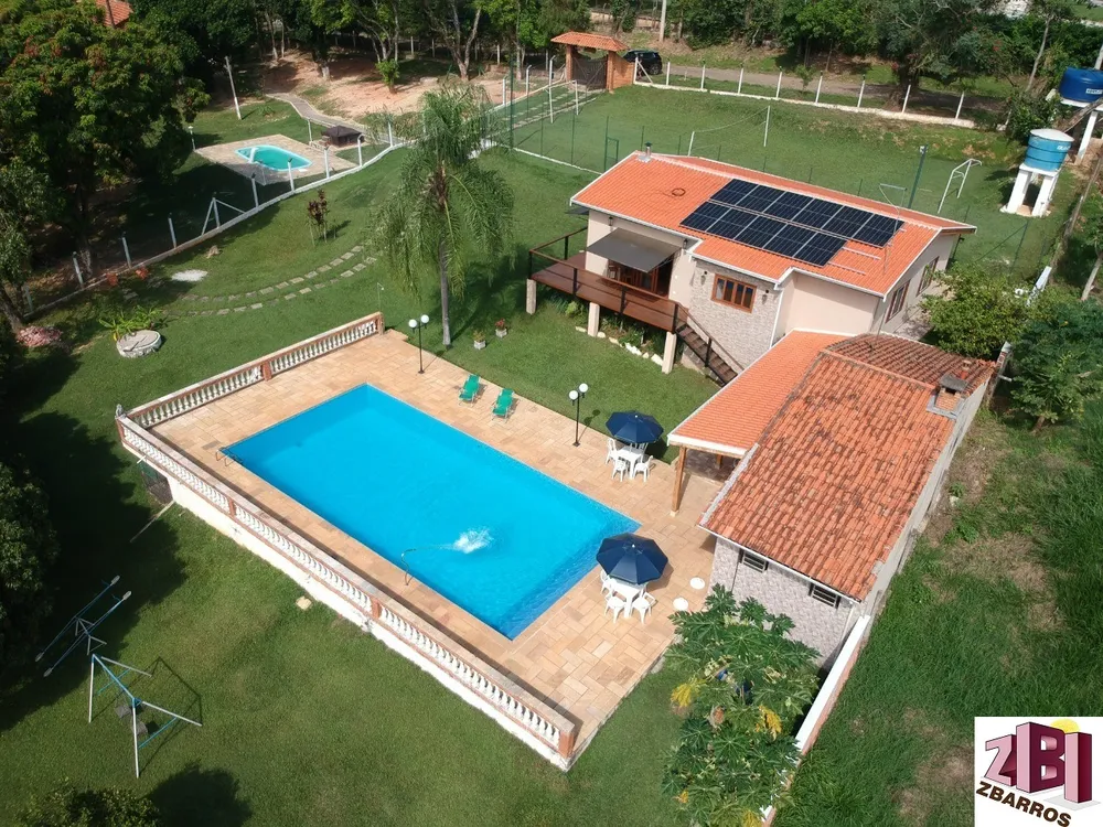 Chácara, 3 quartos, 2228 m² - Foto 2