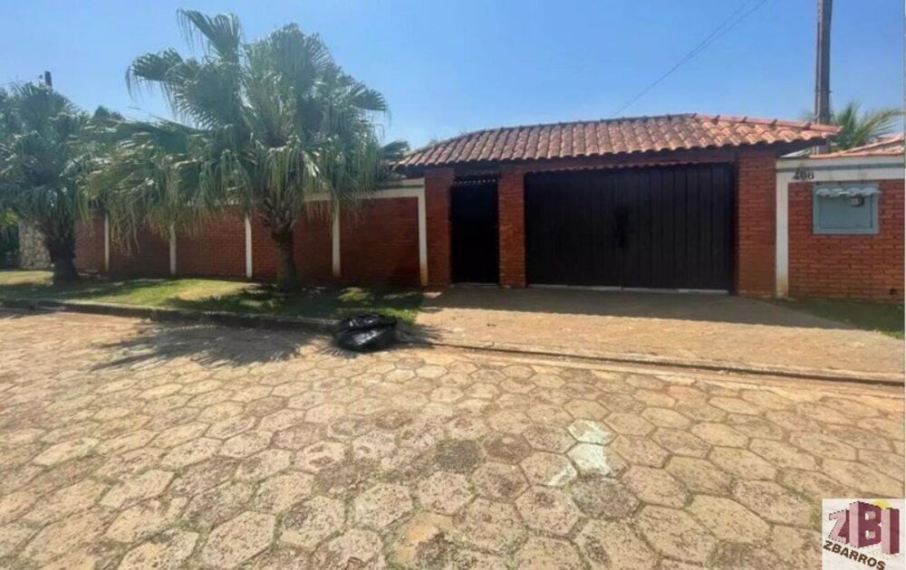 Chácara à venda com 4 quartos, 1000m² - Foto 2