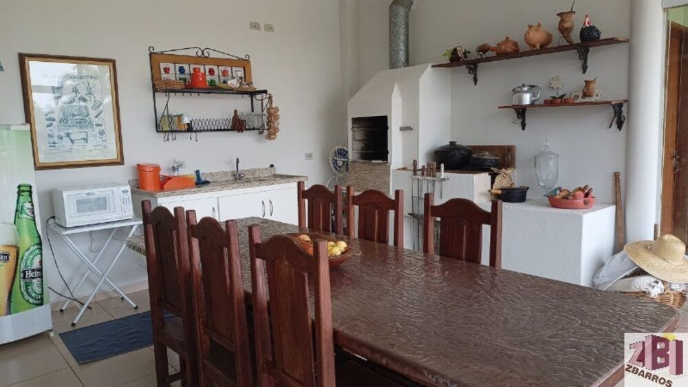 Chácara, 3 quartos, 1000 m² - Foto 1