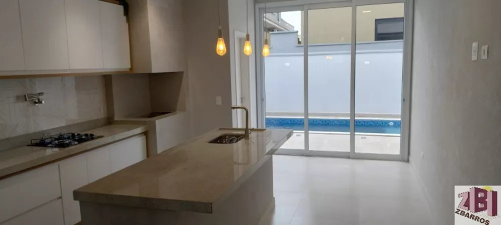 Casa de Condomínio à venda com 3 quartos, 277m² - Foto 3