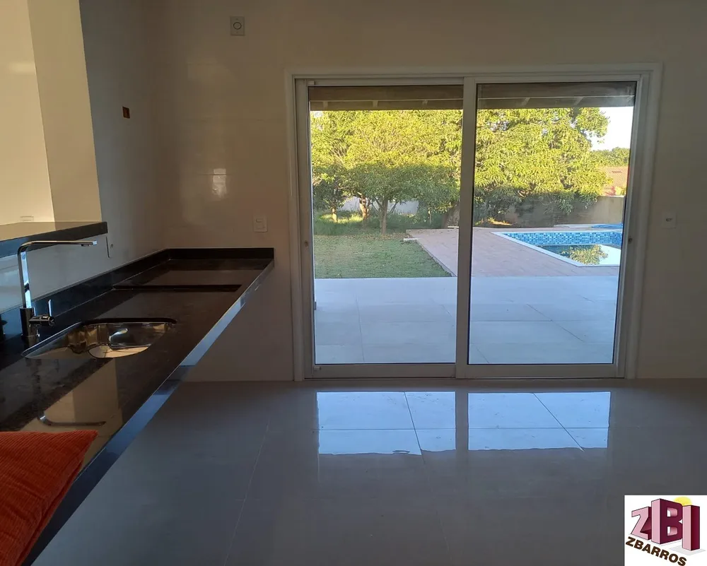 Chácara, 3 quartos, 1188 m² - Foto 4