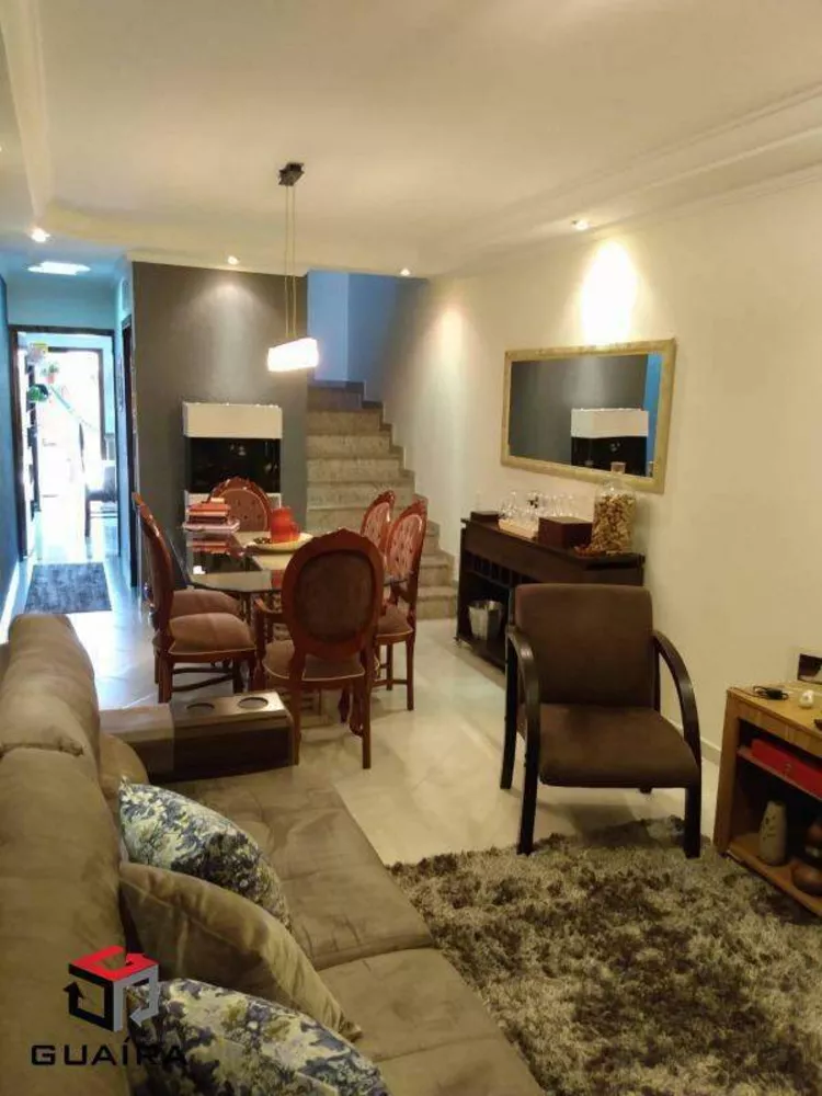 Sobrado à venda com 3 quartos, 124m² - Foto 1