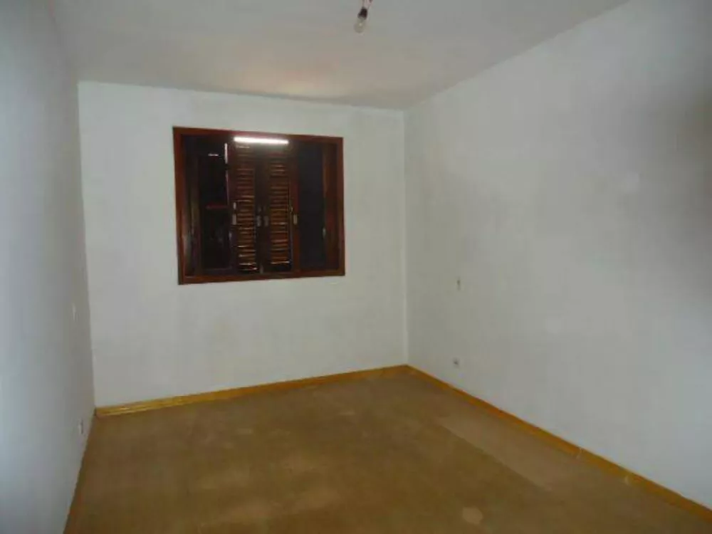 Sobrado à venda com 3 quartos, 206m² - Foto 3